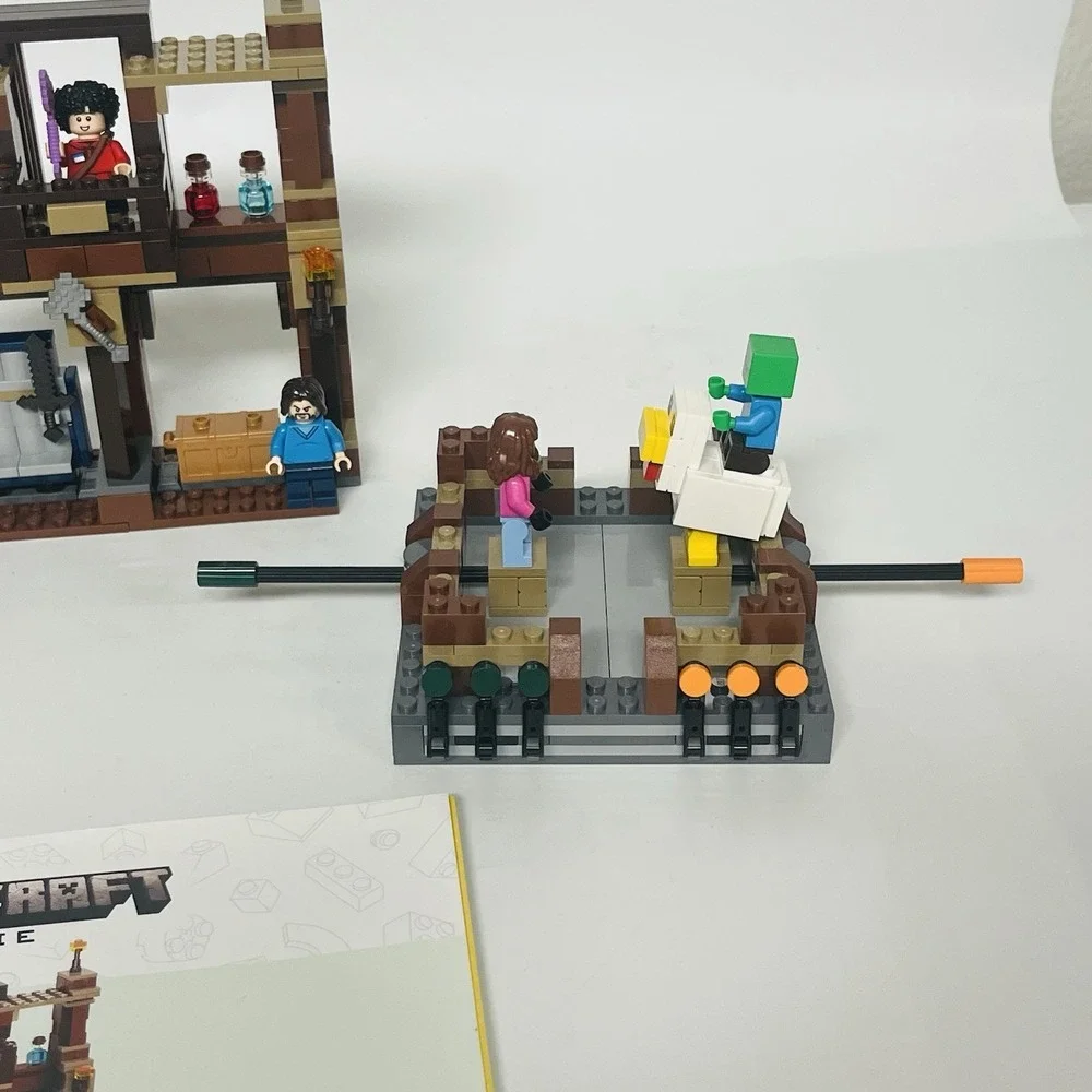 Lego Minecraft Movie - 21272 Woodland Mansion Fighting Ring